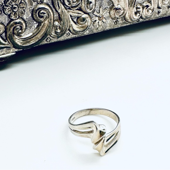 Vintage Modernist Silver BOMA Ring - Picture 13 of 13